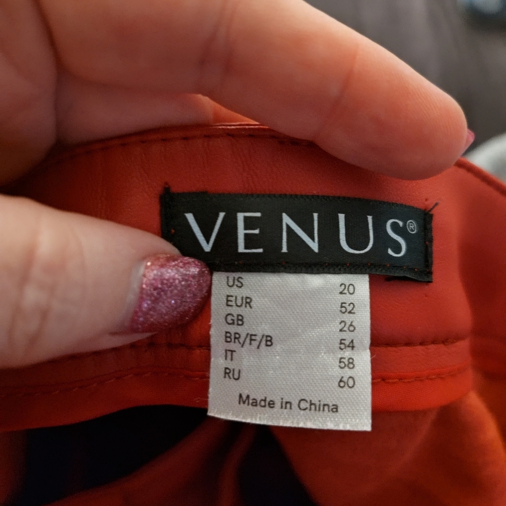 Venus red faux leather pants
